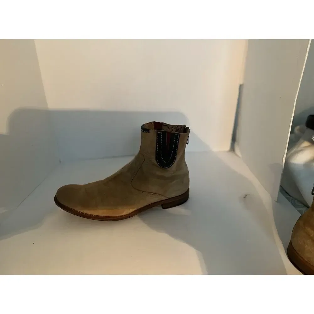PAUL SMITH MEN'S VERY COOL SUEDE BOOTS. BACK ZIP SZ 9 BUT FIT LIKE A 10 , ITALY